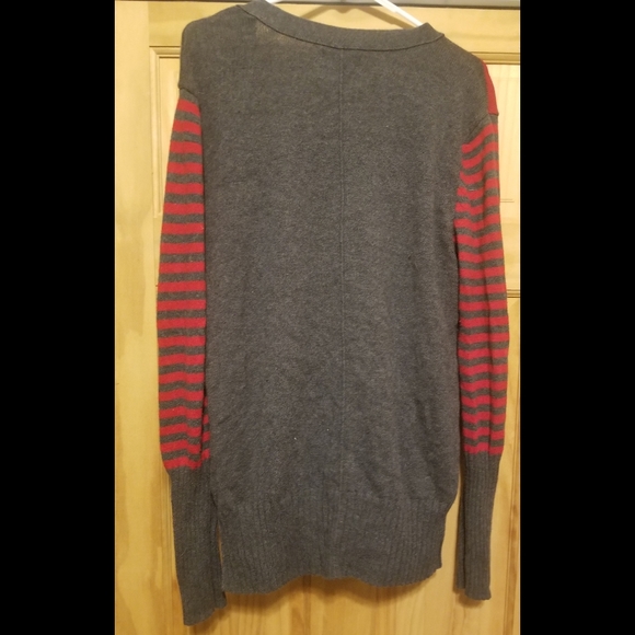 American Eagle Cardigan - Picture 2 of 4